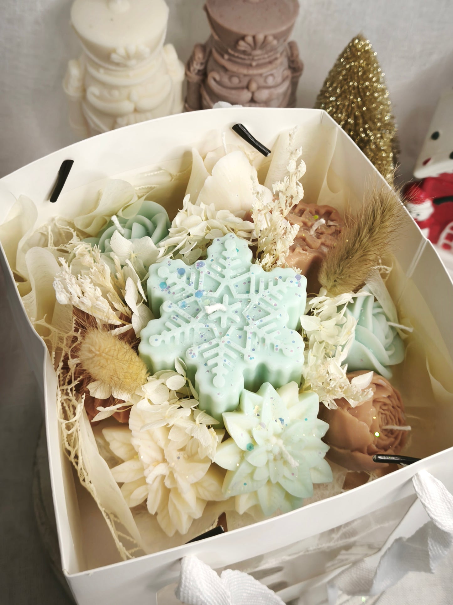 Bouquet de Noël – Fleur de Coton