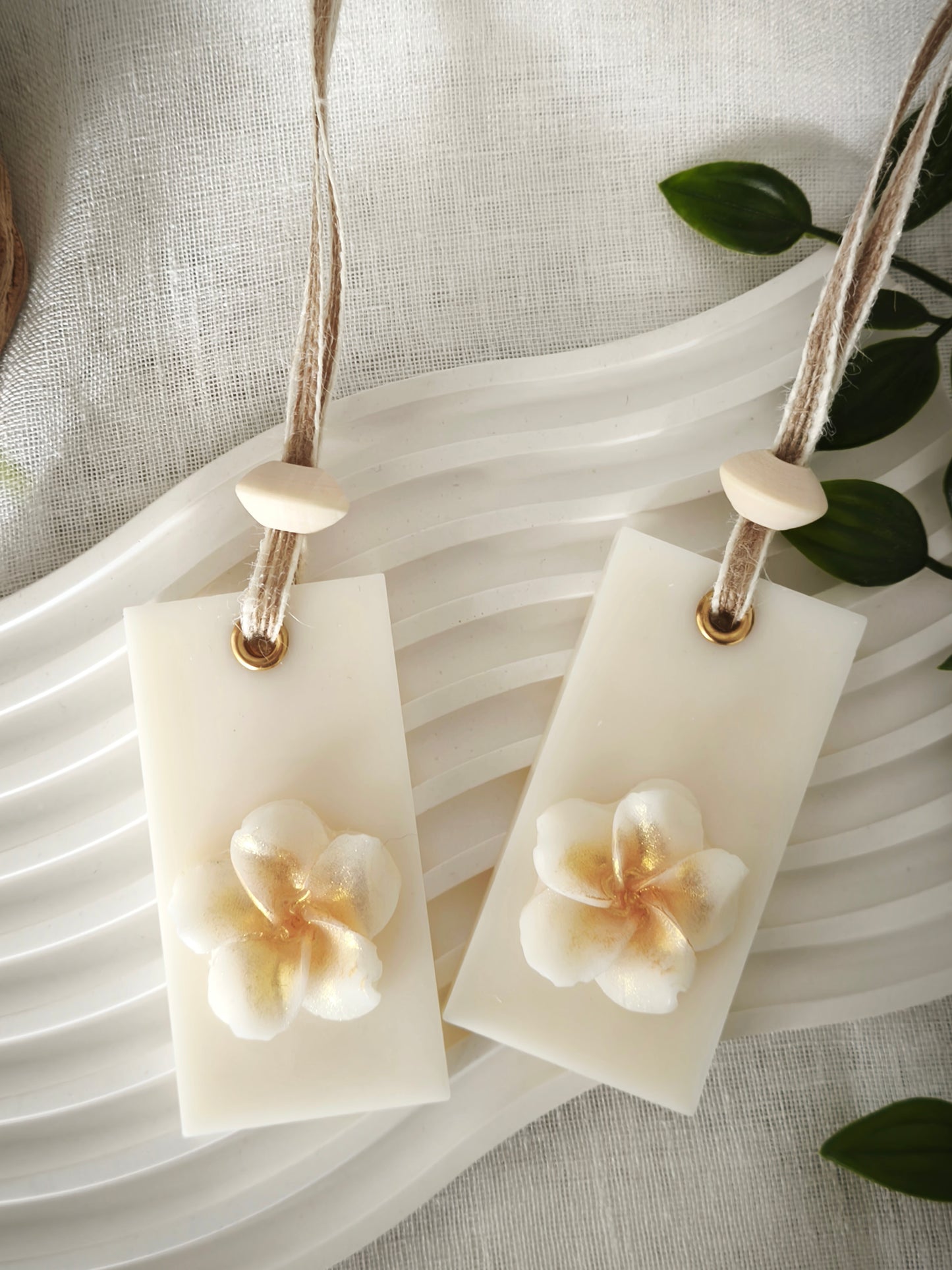 Suspension Parfumée – Fleur des Îles